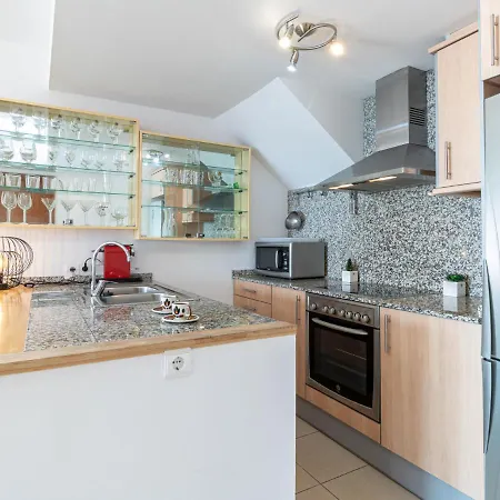 Mileni I By Interhome * Roses