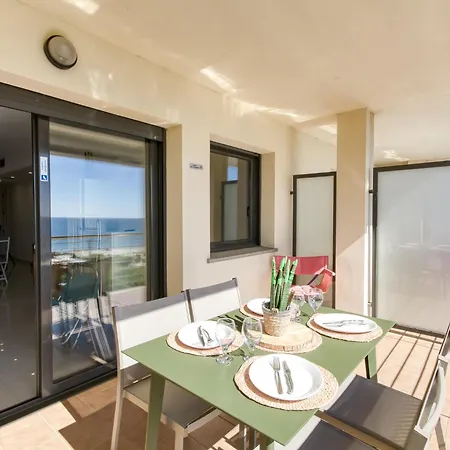 Mileni I By Interhome روساس